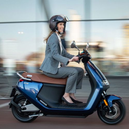 Электроскутер Segway-Ninebot eScooter E125S Blue